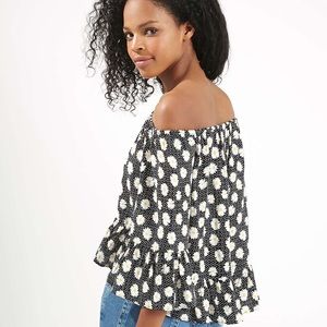 NEW Topshop Cropped Blouse